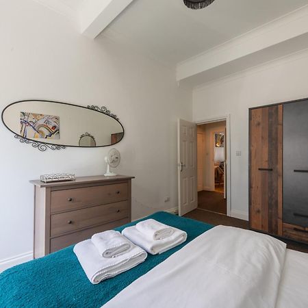 Spacious Comfy 2Br Flat Londen Buitenkant foto