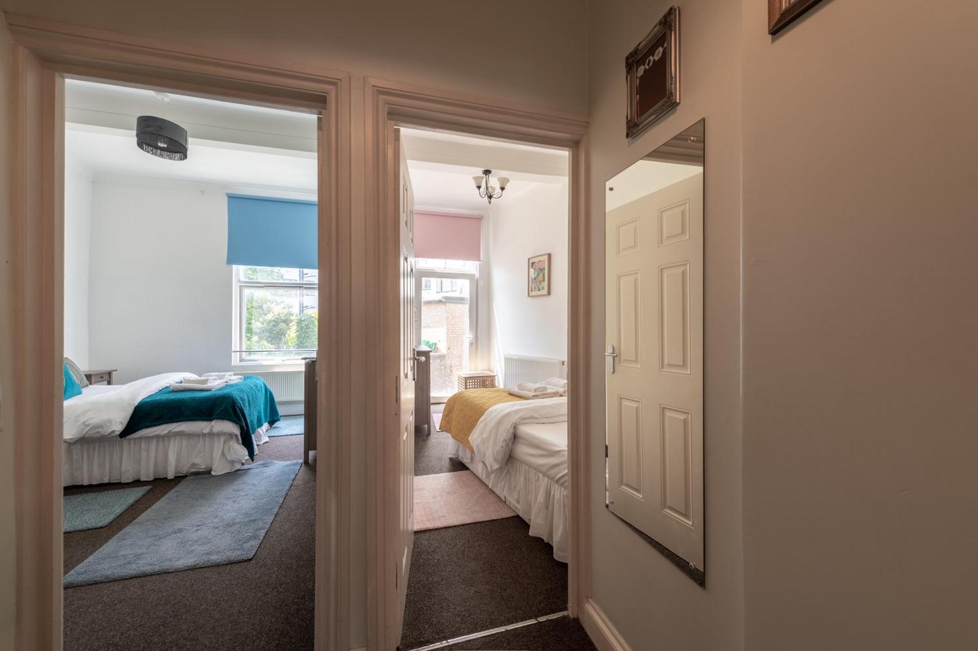 Spacious Comfy 2Br Flat Londen Buitenkant foto