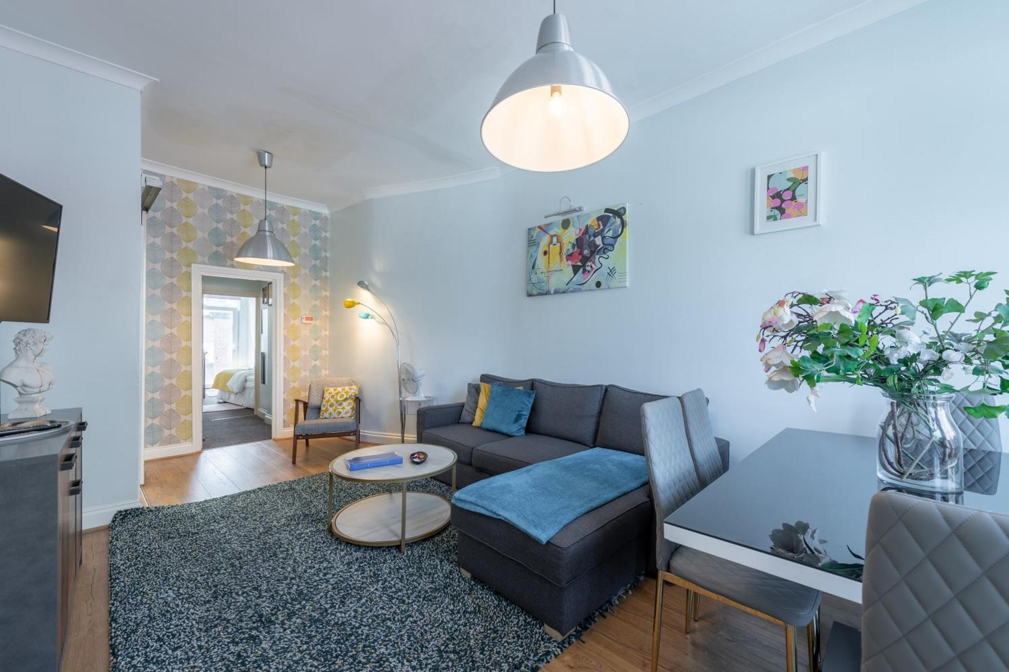 Spacious Comfy 2Br Flat Appartement Londen Buitenkant foto