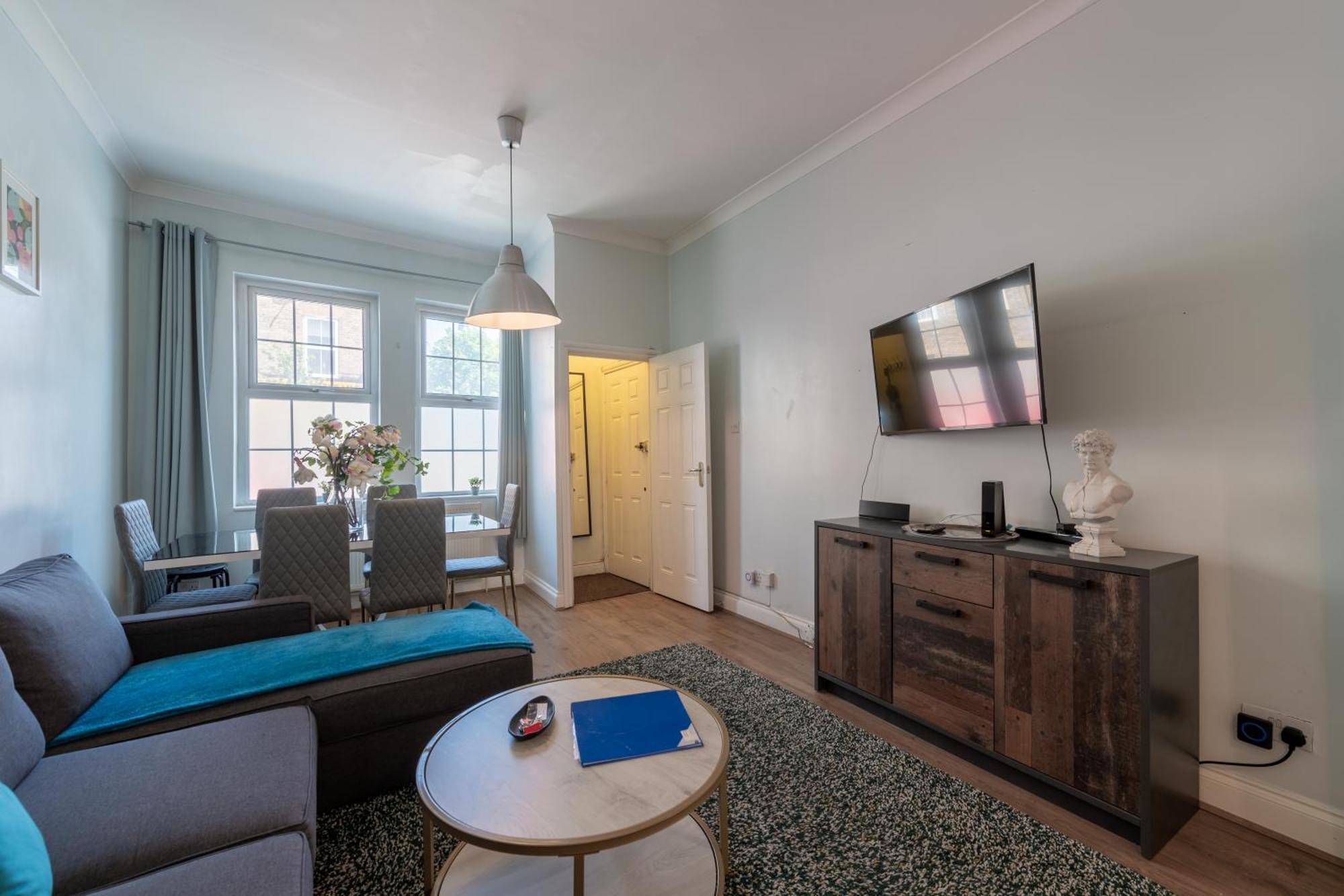 Spacious Comfy 2Br Flat Londen Buitenkant foto
