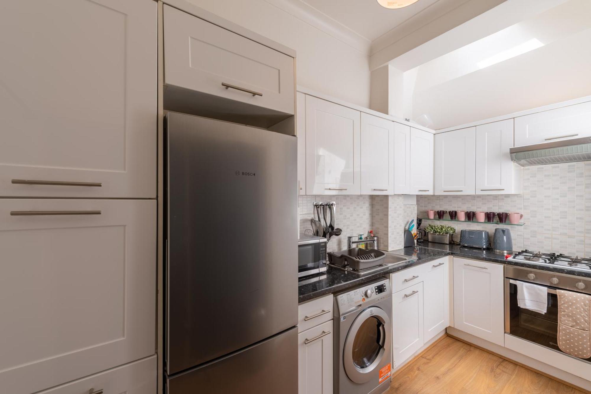 Spacious Comfy 2Br Flat Appartement Londen Buitenkant foto